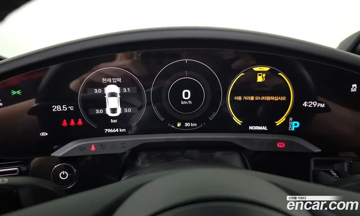 Porsche Taycan 2021 0.1 автомат (гидро), фото 8