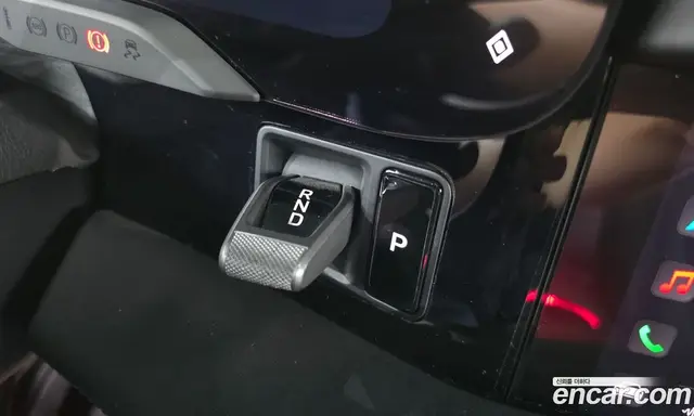 Porsche Taycan 2021 0.1 автомат (гидро), миниатюра 9