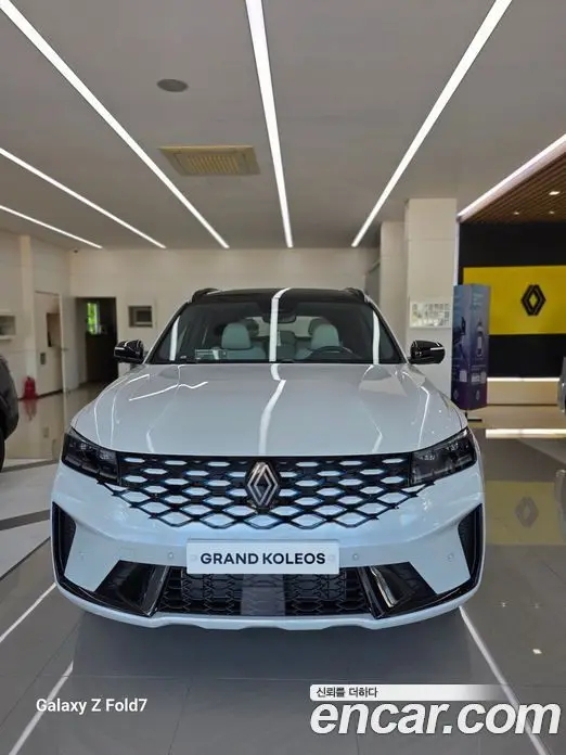 Renault (Samsung) Grand Koleos 2026 1.5 автомат (гидро), фото 3 Renault (Samsung) Grand Koleos 2026 1.5 автомат (гидро), фото 3