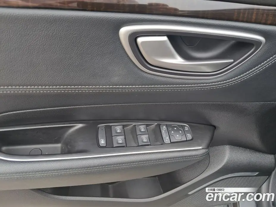 Renault (Samsung) SM6 2016 2.0 автомат (гидро), фото 7 Renault (Samsung) SM6 2016 2.0 автомат (гидро), фото 7