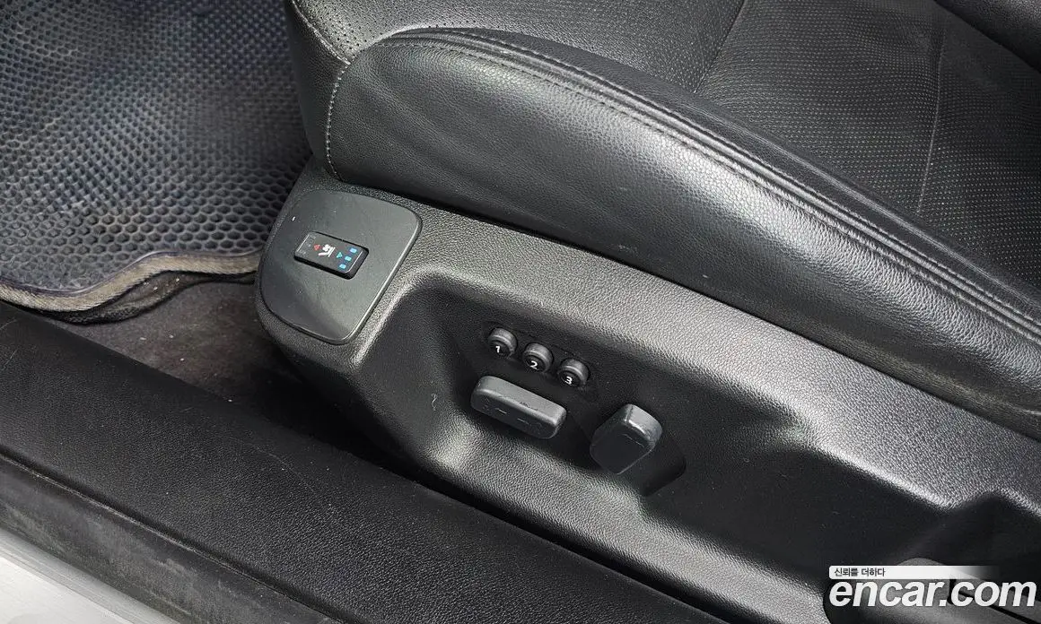 Renault (Samsung) SM7 2016 2.5 автомат (гидро), фото 18 Renault (Samsung) SM7 2016 2.5 автомат (гидро), фото 18
