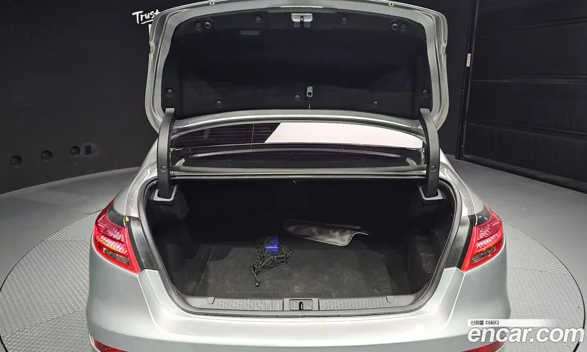 Renault (Samsung) SM7 2016 2.5 автомат (гидро), фото 20 Renault (Samsung) SM7 2016 2.5 автомат (гидро), фото 20
