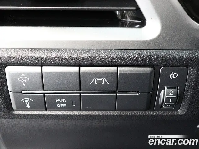 SsangYong Korando 2021 1.5 автомат (гидро), миниатюра 12