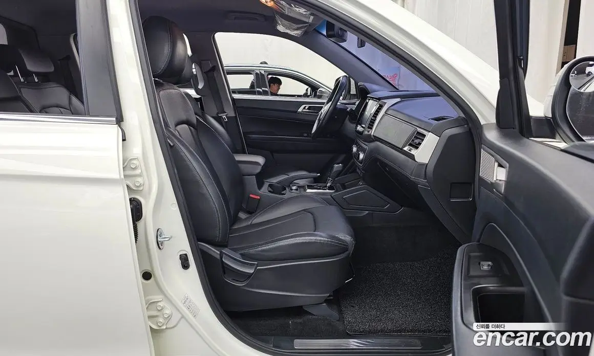 SsangYong Rexton 2018 2.2 автомат (гидро), фото 11