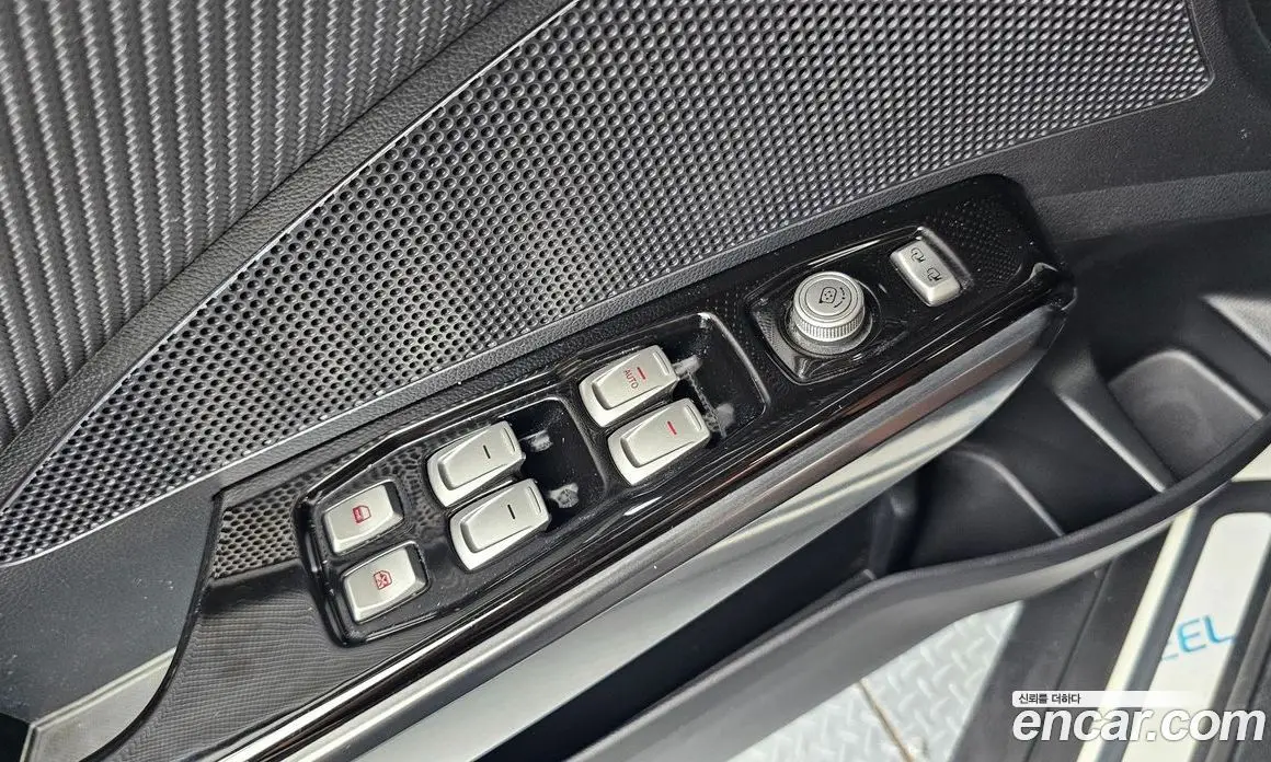SsangYong TIBOLI 2016 1.6 автомат (гидро), фото 17