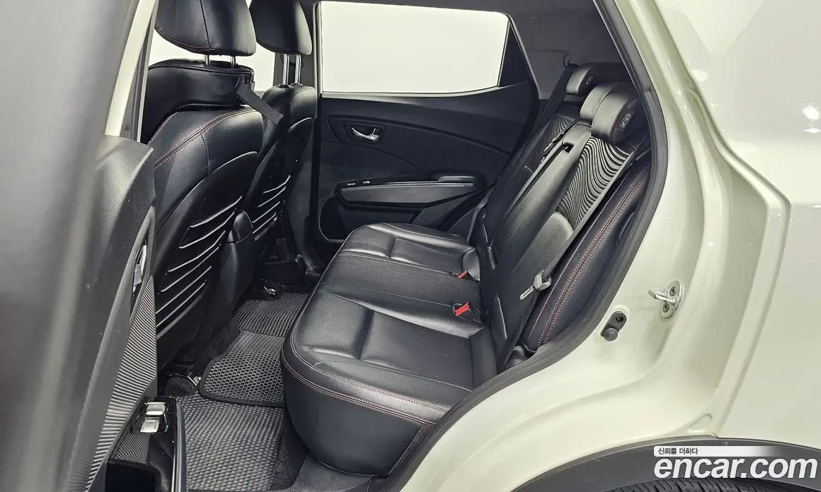 SsangYong TIBOLI 2016 1.6 автомат (гидро), фото 18