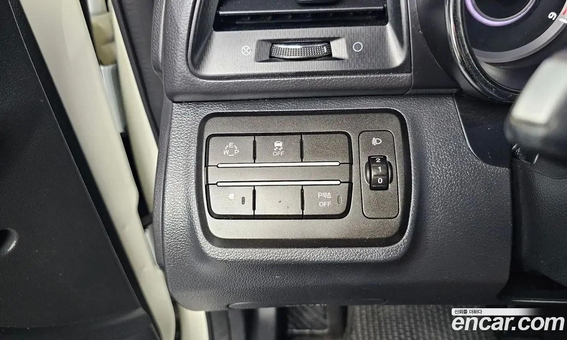 SsangYong TIBOLI 2016 1.6 автомат (гидро), фото 20