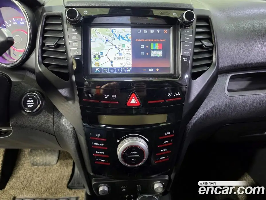 SsangYong TIBOLI 2017 1.6 автомат (гидро), фото 14