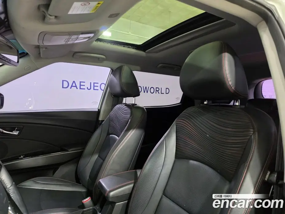 SsangYong TIBOLI 2017 1.6 автомат (гидро), фото 8