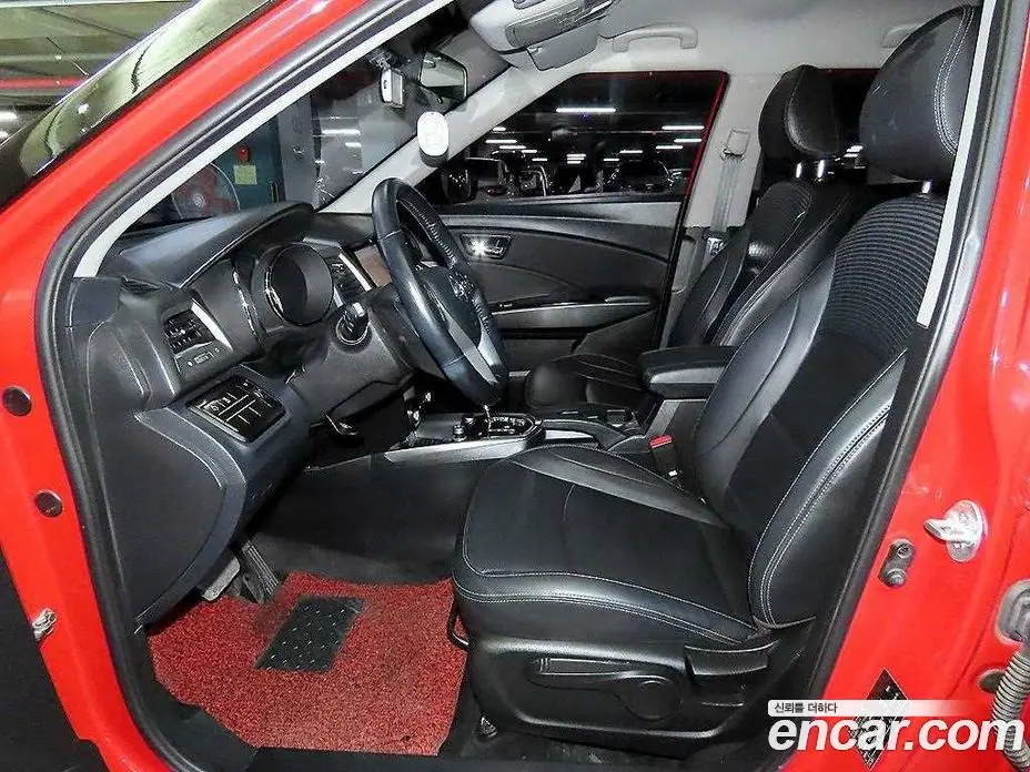 SsangYong TIBOLI 2017 1.6 автомат (гидро), фото 6