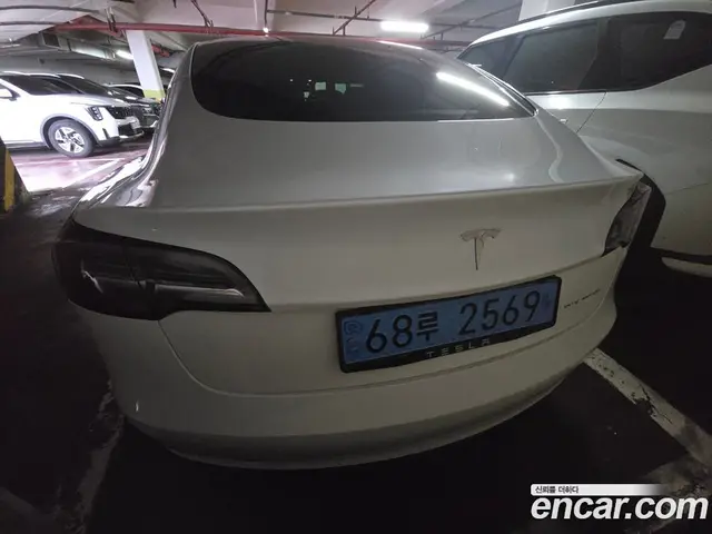 Tesla Model 3 2022 автомат (гидро), миниатюра 4