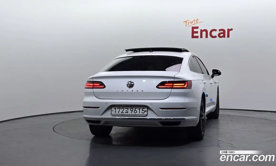 Volkswagen Arteon 2019 2.0 автомат (гидро), фото 4 Volkswagen Arteon 2019 2.0 автомат (гидро), фото 4