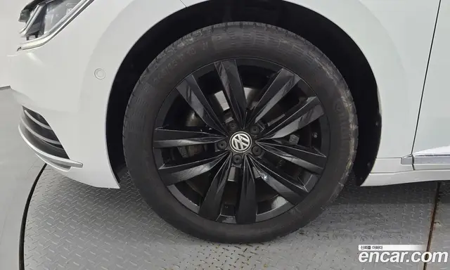 Volkswagen Arteon 2019 2.0 автомат (гидро), миниатюра 5 Volkswagen Arteon 2019 2.0 автомат (гидро), миниатюра 5