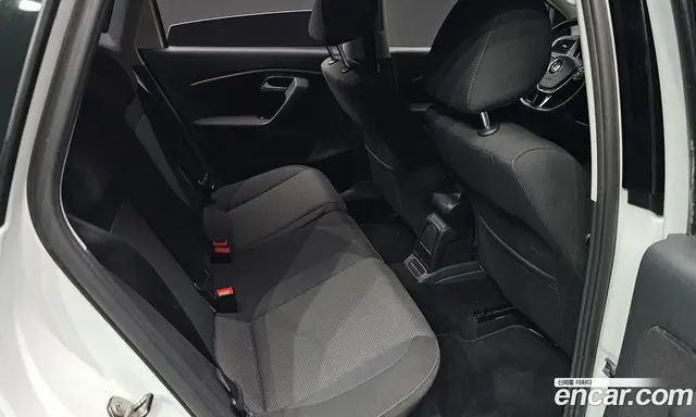 Volkswagen Polo 2015 1.4 автомат (гидро), миниатюра 11