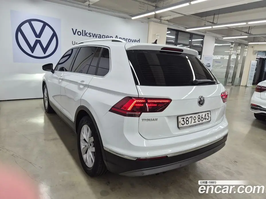 Volkswagen Tiguan 2020 2.0 автомат (гидро), фото 17 Volkswagen Tiguan 2020 2.0 автомат (гидро), фото 17