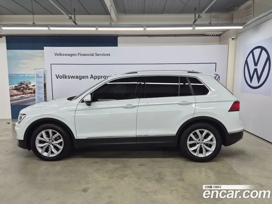 Volkswagen Tiguan 2020 2.0 автомат (гидро), фото 18 Volkswagen Tiguan 2020 2.0 автомат (гидро), фото 18