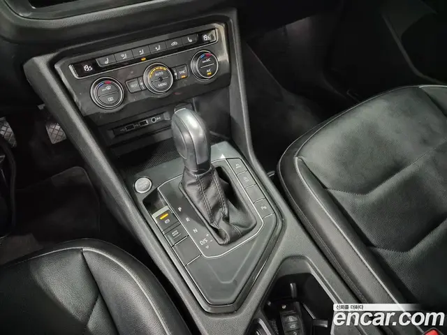 Volkswagen Tiguan 2020 2.0 автомат (гидро), миниатюра 9 Volkswagen Tiguan 2020 2.0 автомат (гидро), миниатюра 9