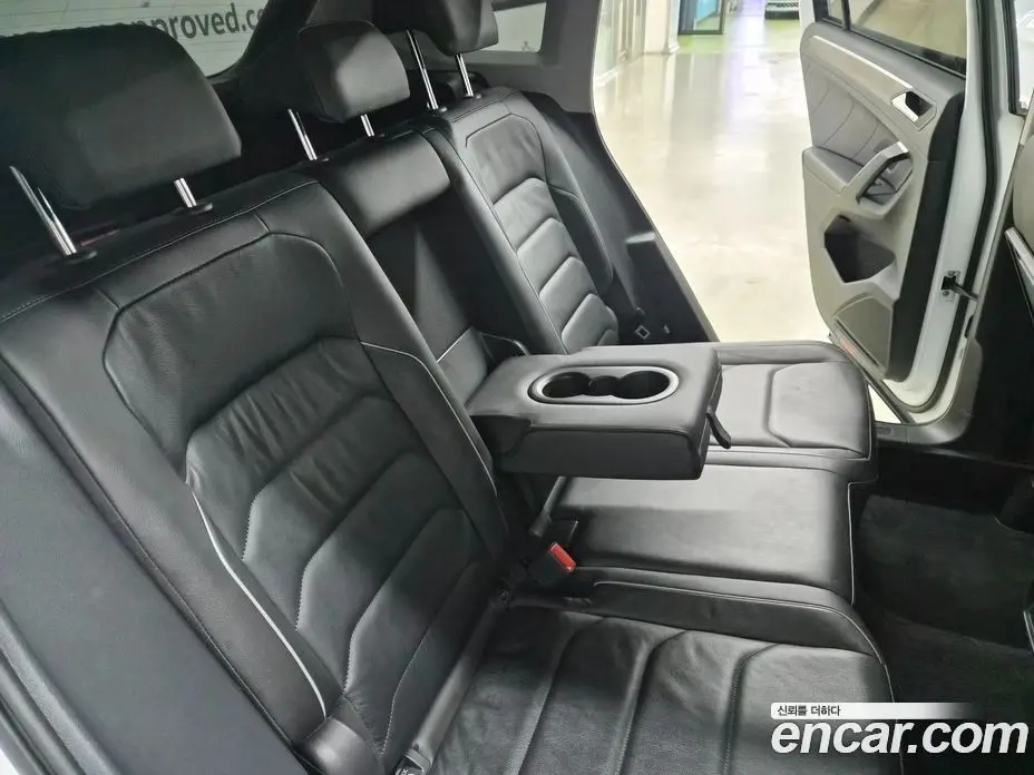 Volkswagen Tiguan 2020 2.0 автомат (гидро), фото 10 Volkswagen Tiguan 2020 2.0 автомат (гидро), фото 10