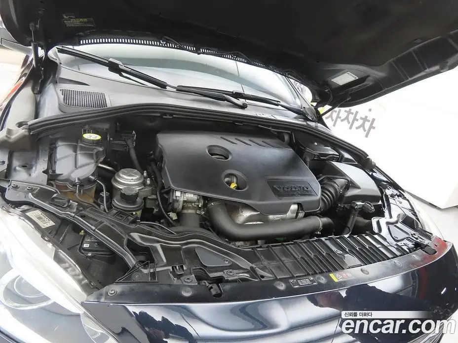 Volvo S60 2014 1.6 автомат (гидро), фото 19 Volvo S60 2014 1.6 автомат (гидро), фото 19