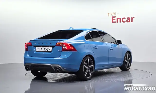 Volvo S60 2015 2.0 автомат (гидро), миниатюра 2