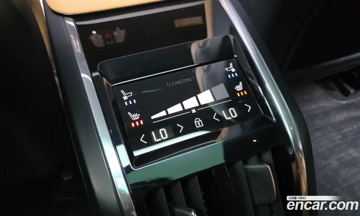 Volvo S90 2024 2.0 автомат (гидро), фото 18