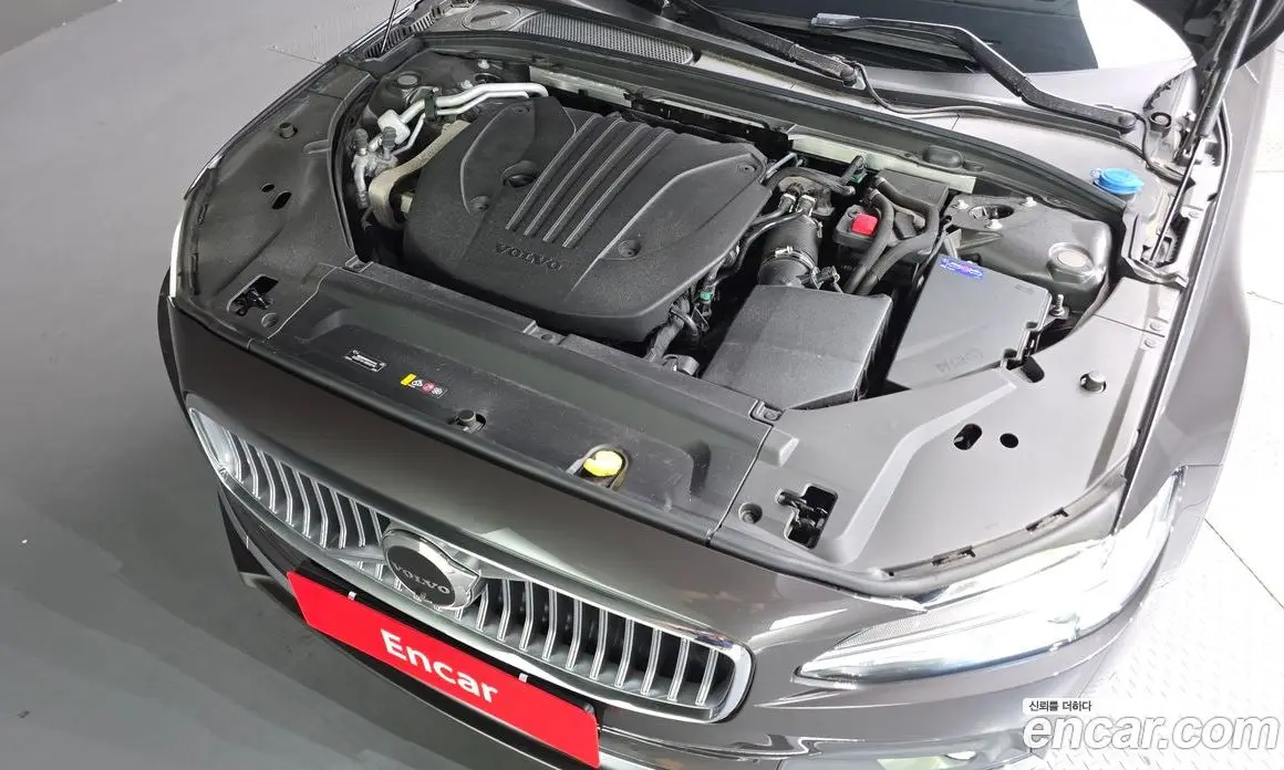 Volvo S90 2024 2.0 автомат (гидро), фото 6