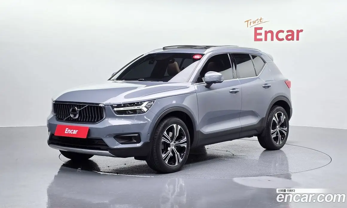 Volvo XC40 2022 2.0 автомат (гидро), фото 1 Volvo XC40 2022 2.0 автомат (гидро), фото 1