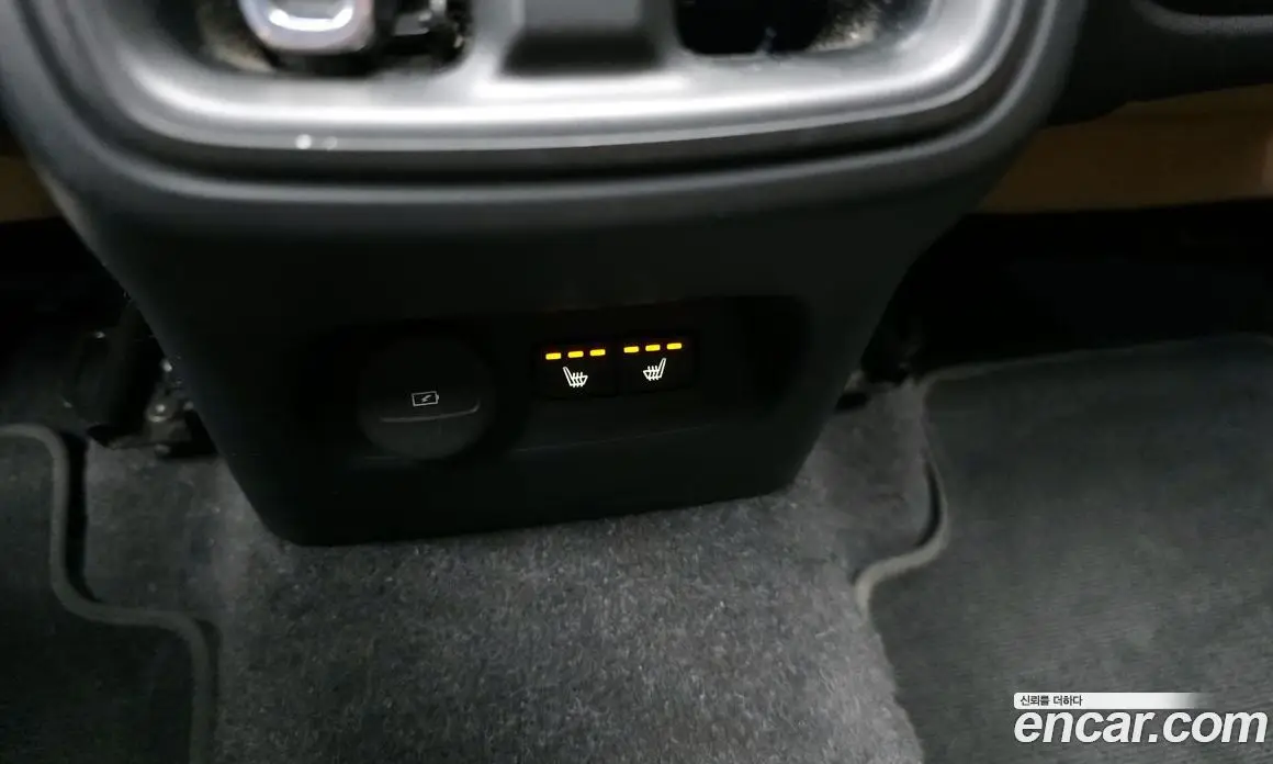 Volvo XC40 2022 2.0 автомат (гидро), фото 18 Volvo XC40 2022 2.0 автомат (гидро), фото 18
