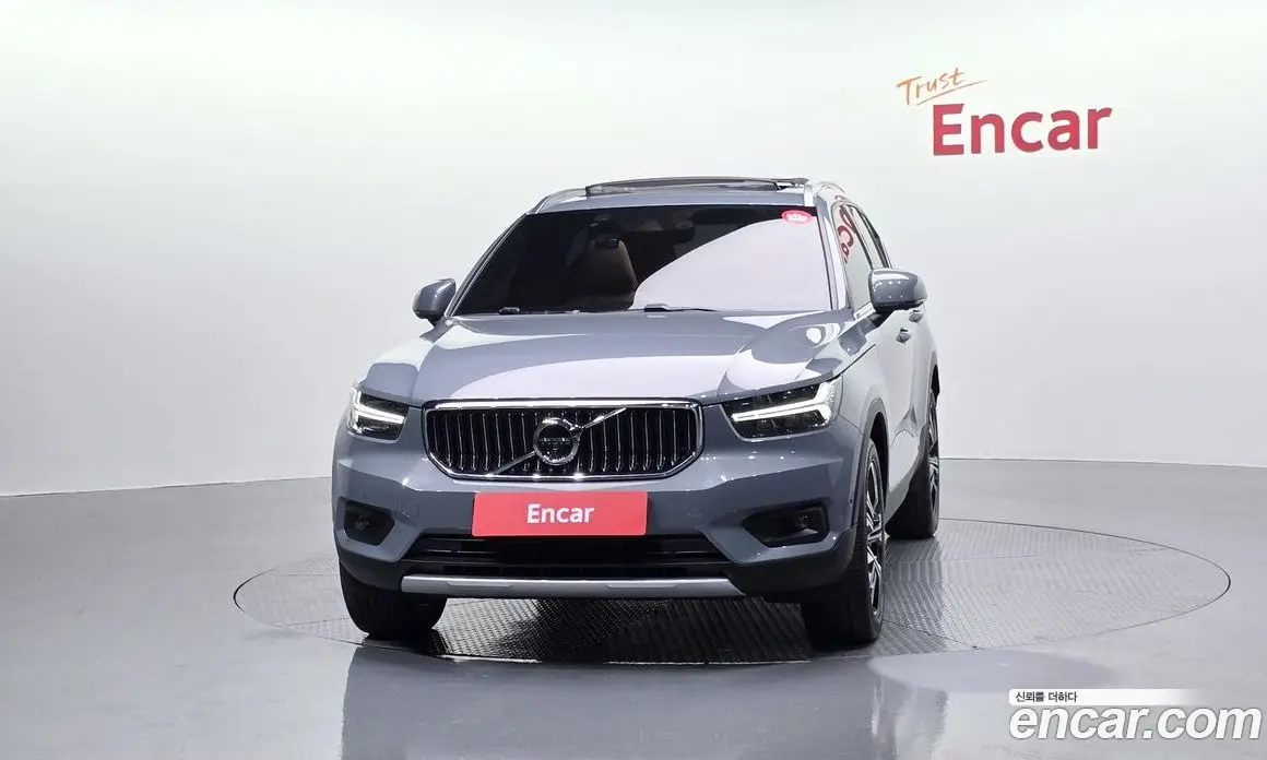 Volvo XC40 2022 2.0 автомат (гидро), фото 3 Volvo XC40 2022 2.0 автомат (гидро), фото 3