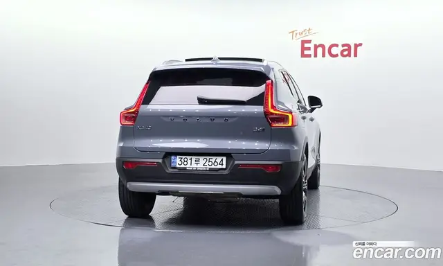 Volvo XC40 2022 2.0 автомат (гидро), миниатюра 4 Volvo XC40 2022 2.0 автомат (гидро), миниатюра 4