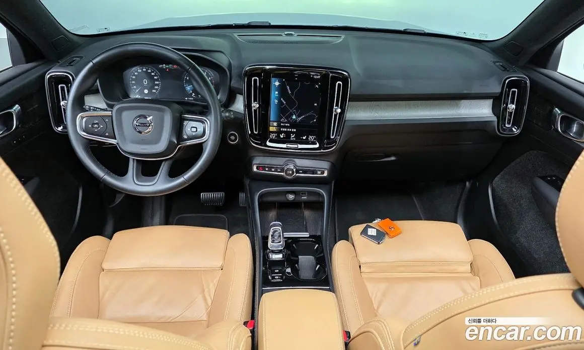 Volvo XC40 2022 2.0 автомат (гидро), фото 7 Volvo XC40 2022 2.0 автомат (гидро), фото 7
