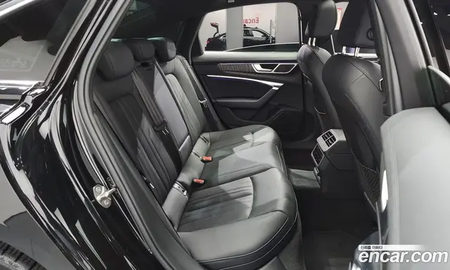 Audi A6 2023 2.0 автомат (гидро), миниатюра 12