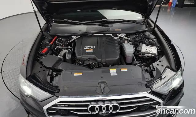Audi A6 2023 2.0 автомат (гидро), миниатюра 6