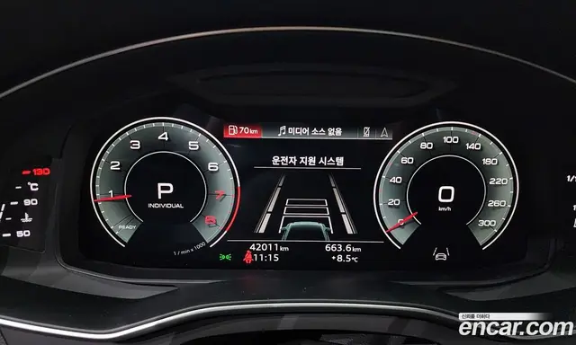 Audi A6 2023 2.0 автомат (гидро), миниатюра 8