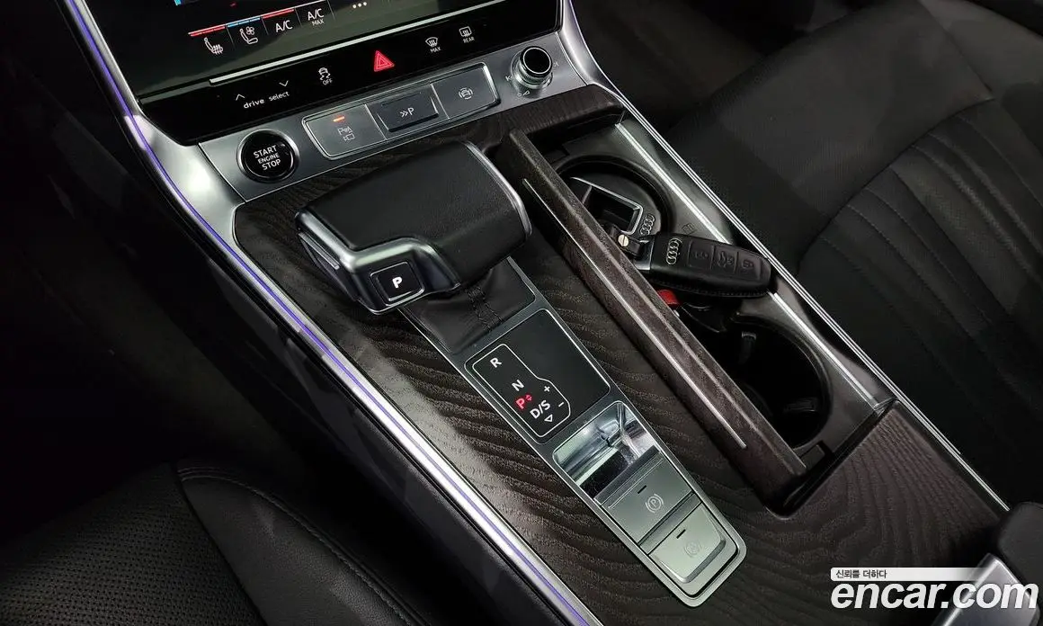 Audi A6 2023 2.0 автомат (гидро), фото 9