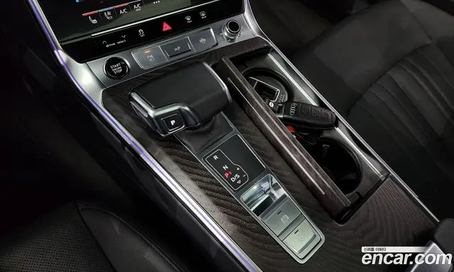 Audi A6 2023 2.0 автомат (гидро), миниатюра 9