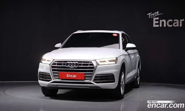 Audi Q5 2020 2.0 автомат (гидро), миниатюра 3