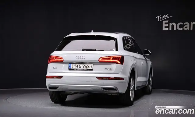 Audi Q5 2020 2.0 автомат (гидро), миниатюра 4