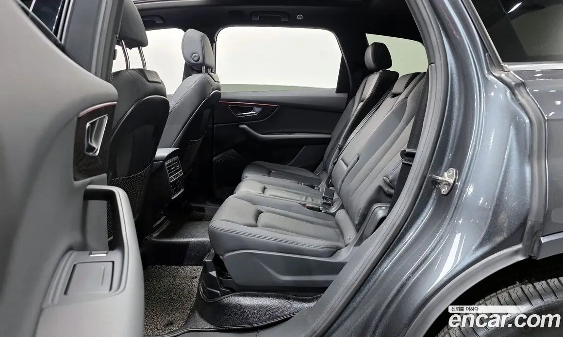 Audi Q7 2021 3.0 автомат (гидро), фото 11