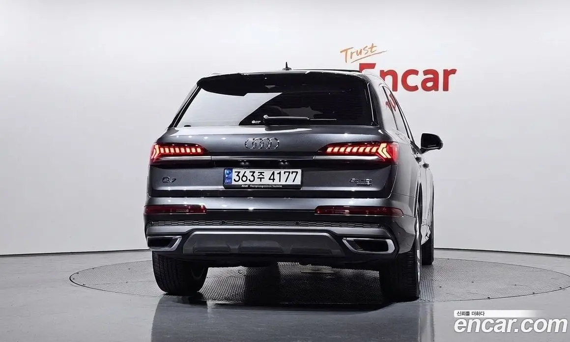 Audi Q7 2021 3.0 автомат (гидро), фото 4