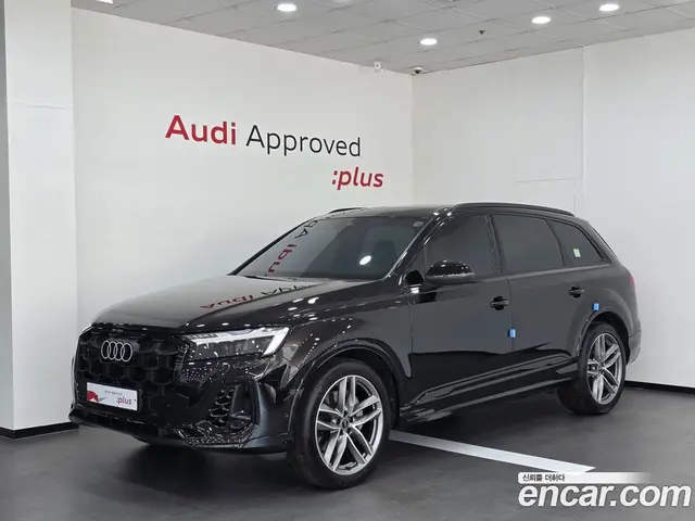 Audi Q7, 2025, 8 633 км