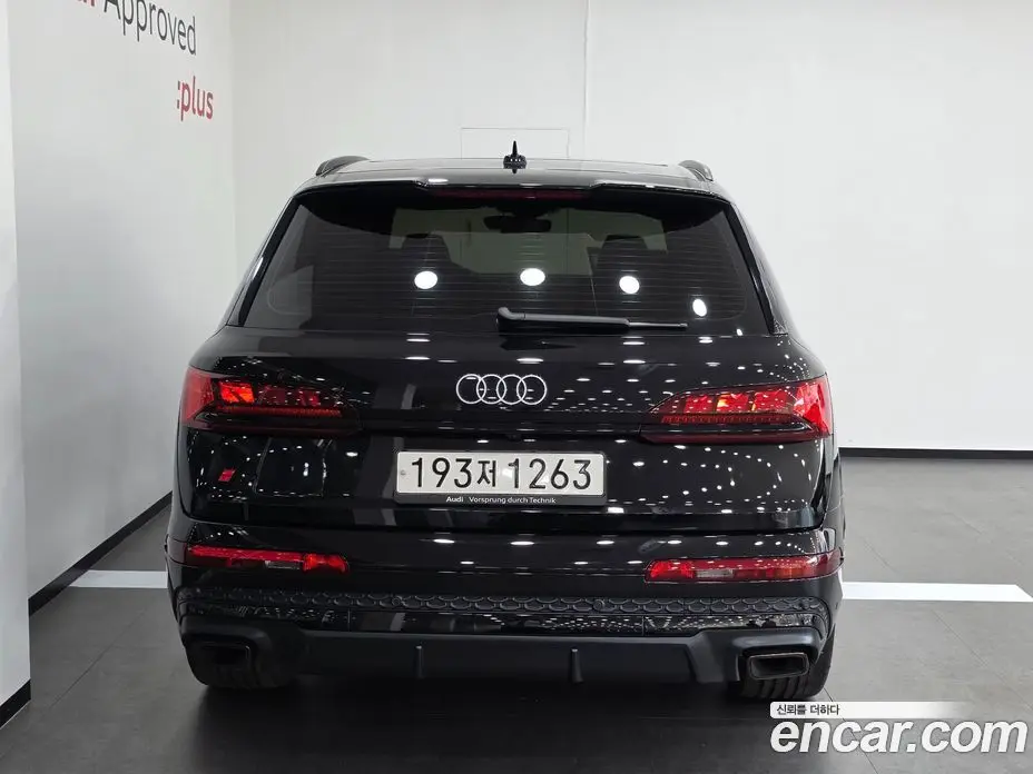 Audi Q7 2025 3.0 автомат (гидро), фото 4