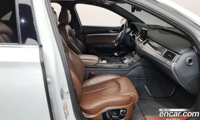 Audi S8 2015 4.0 автомат (гидро), миниатюра 11 Audi S8 2015 4.0 автомат (гидро), миниатюра 11