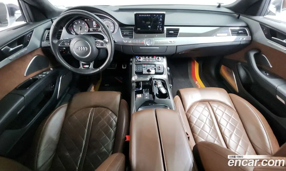 Audi S8 2015 4.0 автомат (гидро), фото 7 Audi S8 2015 4.0 автомат (гидро), фото 7