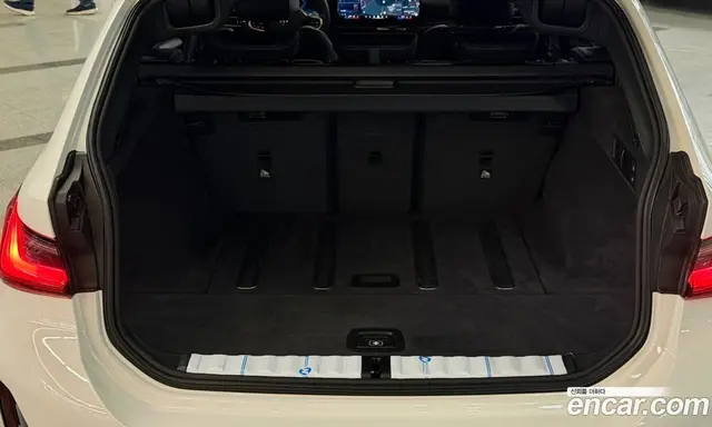 BMW 3 серия 2025 3.0 автомат (гидро), миниатюра 11 BMW 3 серия 2025 3.0 автомат (гидро), миниатюра 11