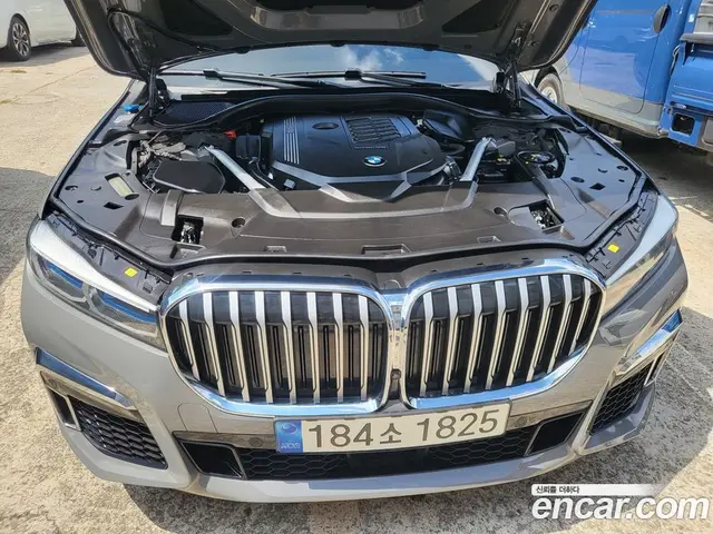 BMW 7 серия 2022 3.0 автомат (гидро), миниатюра 3 BMW 7 серия 2022 3.0 автомат (гидро), миниатюра 3
