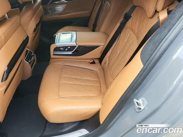 BMW 7 серия 2022 3.0 автомат (гидро), миниатюра 9 BMW 7 серия 2022 3.0 автомат (гидро), миниатюра 9
