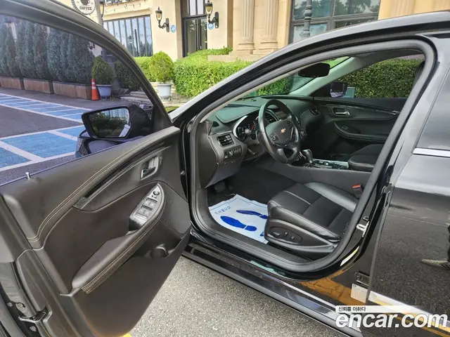 Chevrolet Impala 2017 2.5 автомат (гидро), миниатюра 11