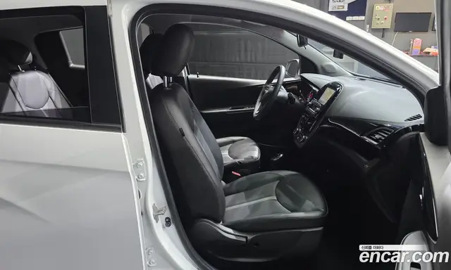 Chevrolet Spark 2019 1.0 автомат (гидро), миниатюра 12