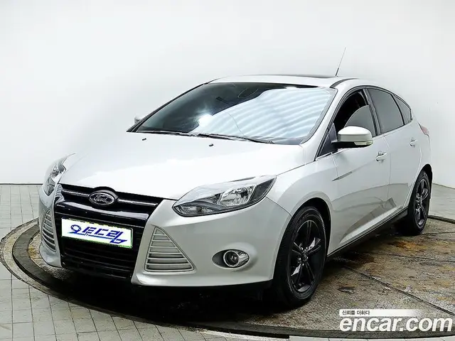 Ford Focus 2014 2.0 автомат (гидро), миниатюра 2
